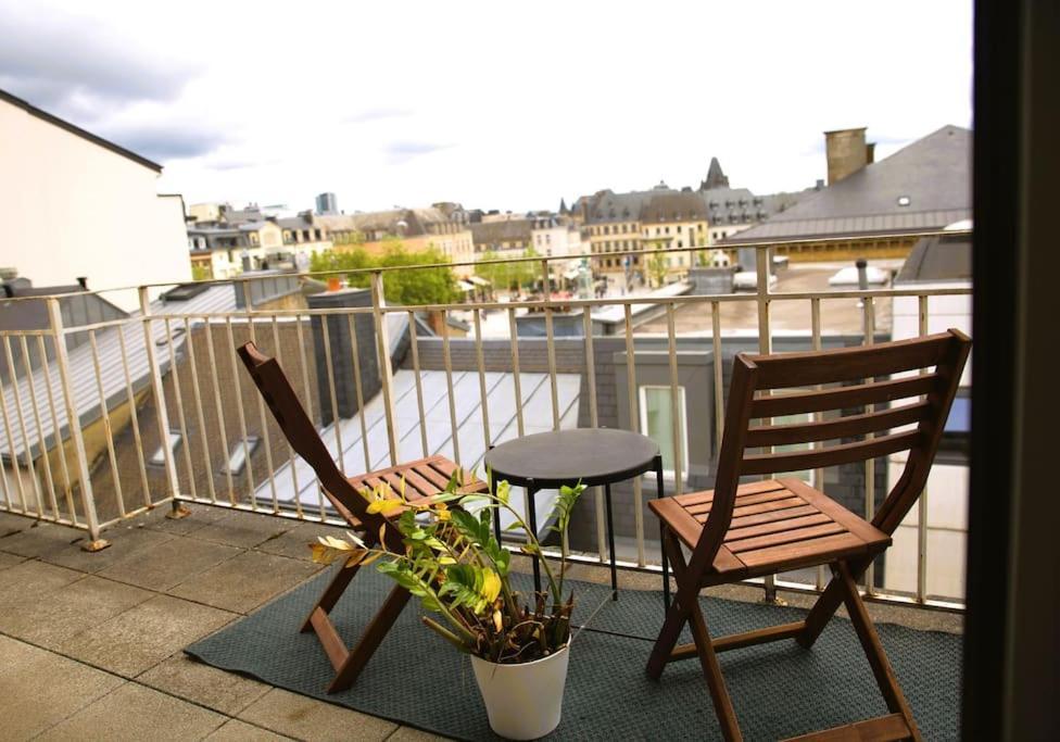 Apartamento Charming Penthouse In The City Center Luxemburgo Exterior foto